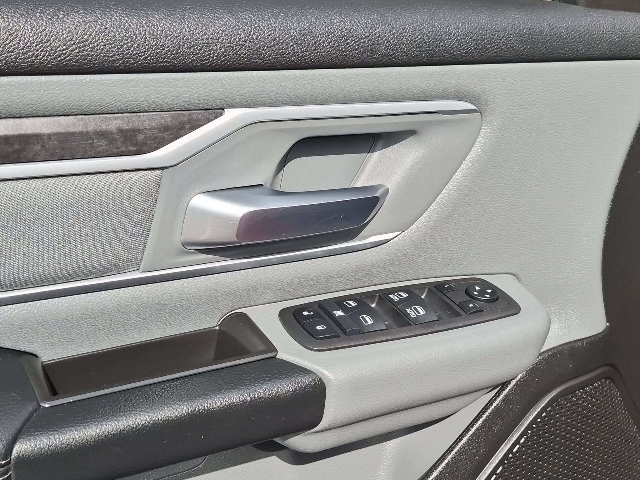 Used 2023 RAM 1500 Big Horn RWD image 12