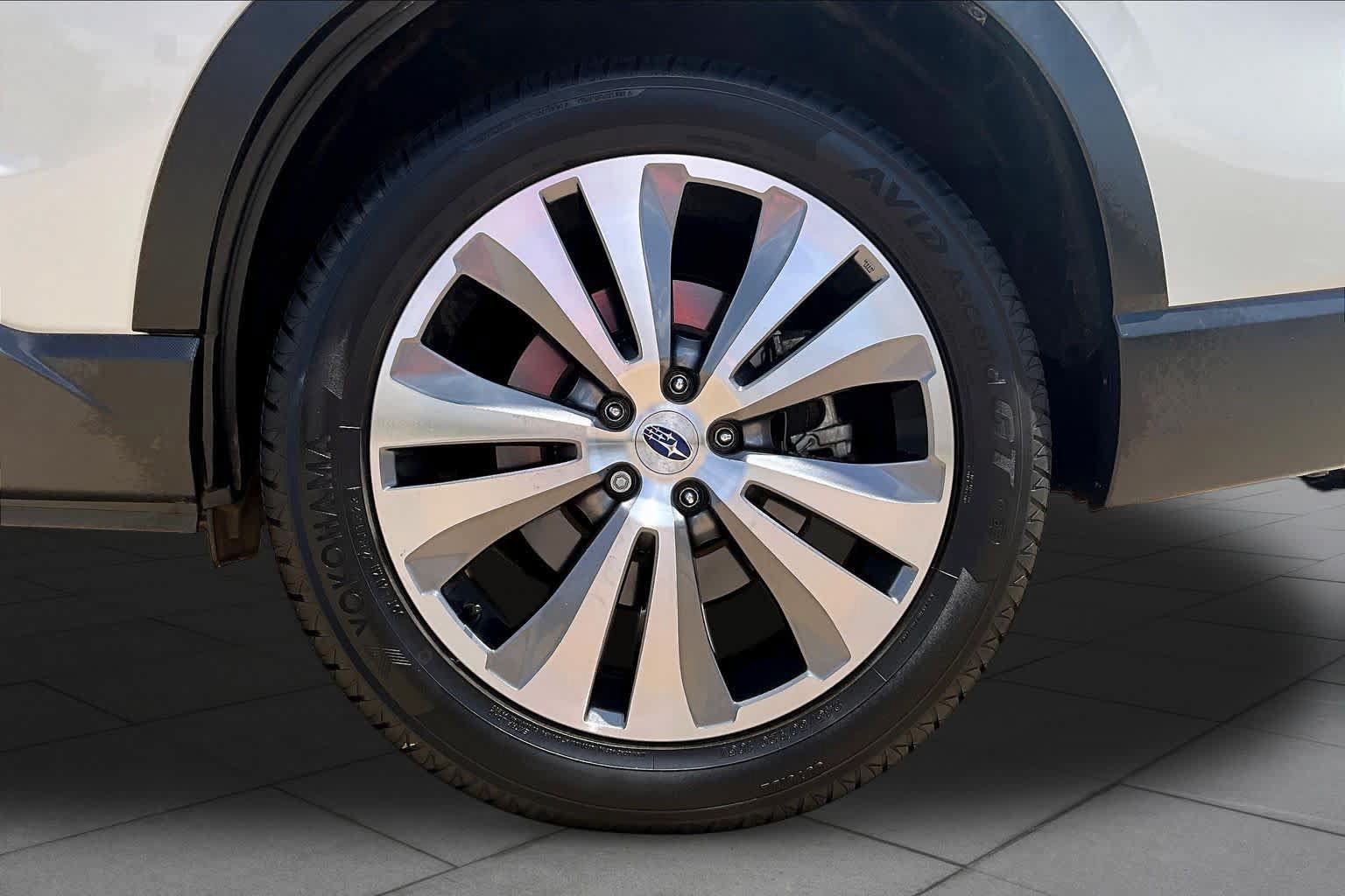 Used 2022 Subaru Ascent Limited AWD/4WD image 11