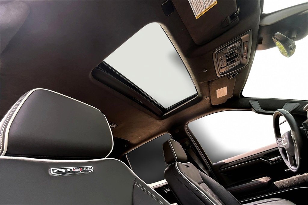 Used 2025 GMC Sierra 1500 AT4X image 23