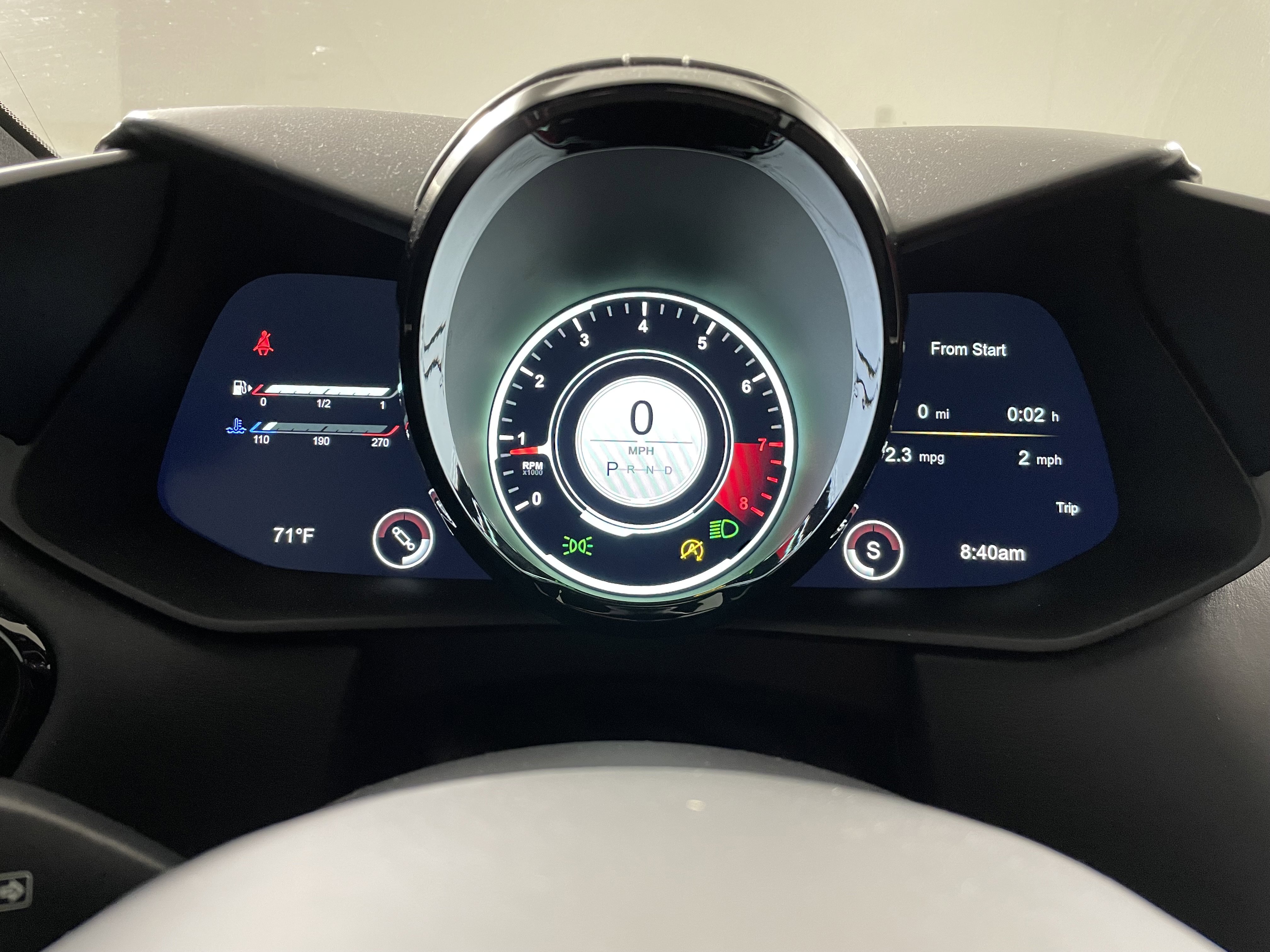 Used 2023 Aston Martin V8 Vantage Coupe image 16