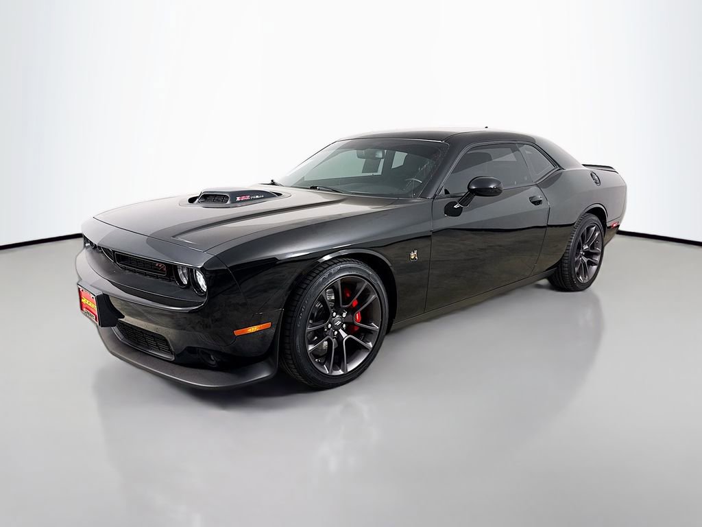 Used 2022 Dodge Challenger R/T Scat Pack w/ Shaker Package image 3