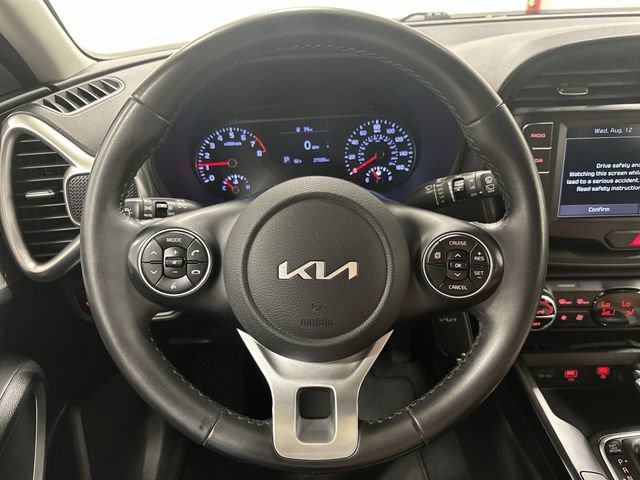 Used 2022 Kia Soul LX FWD image 13