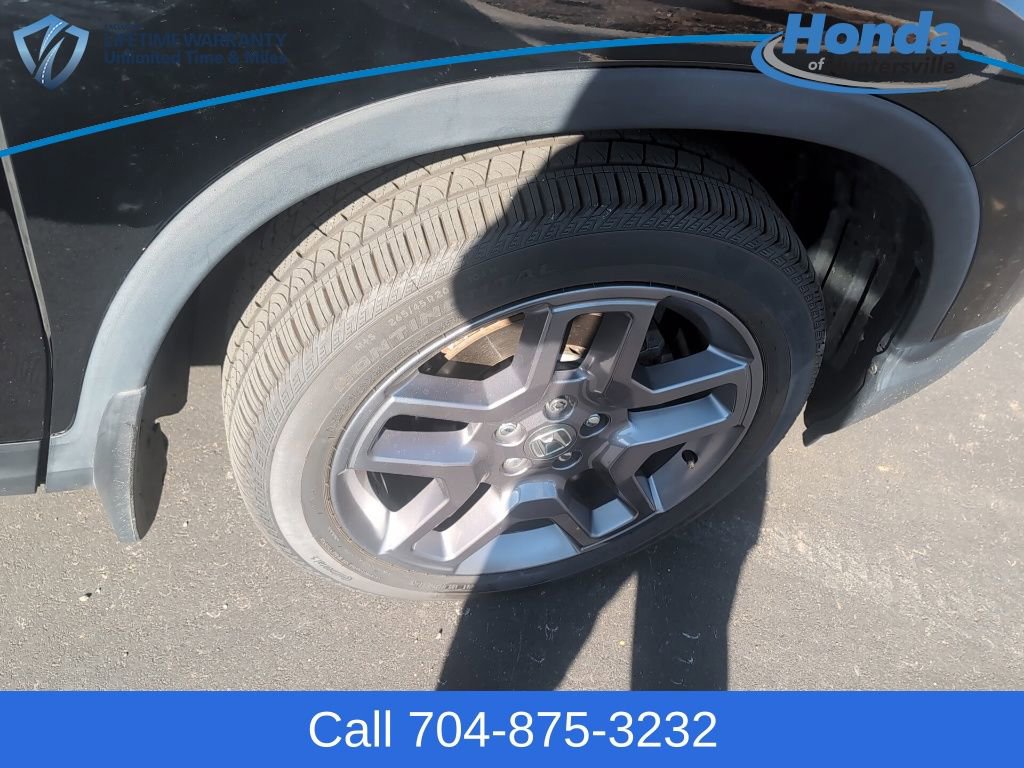 Used 2023 Honda Passport EX-L image 10