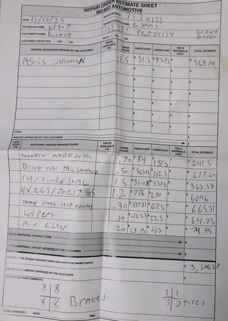 Used 2021 Ford F150 XLT w/ Trailer Tow Package image 5