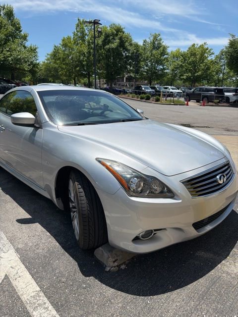 Used 2014 INFINITI Q60 Convertible w/ Premium Package RWD image 7
