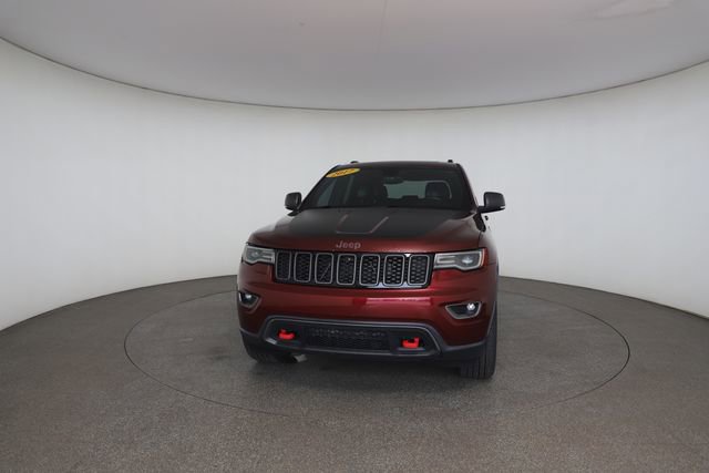 Used 2017 Jeep Grand Cherokee Trailhawk w/ Trailhawk Luxury Group AWD/4WD image 32