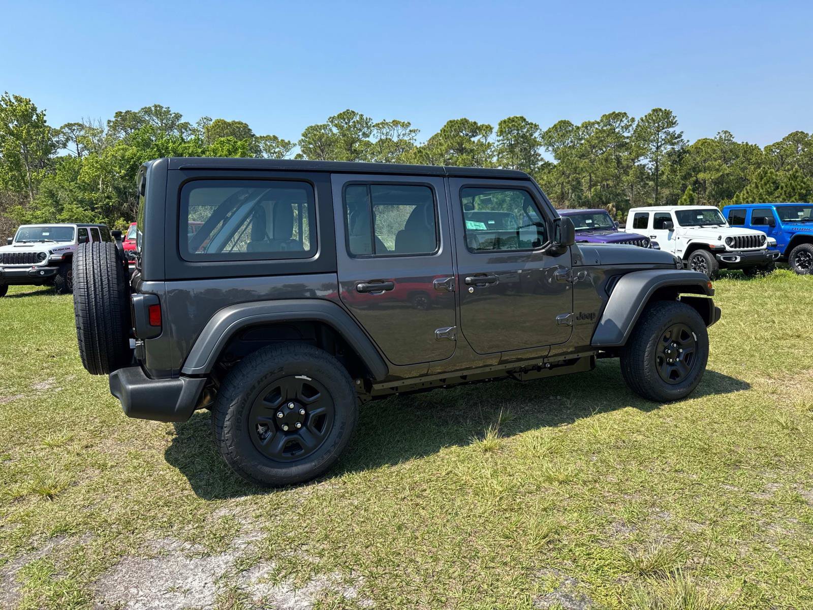 New 2026 Jeep Wrangler Unlimited Sport AWD/4WD image 5