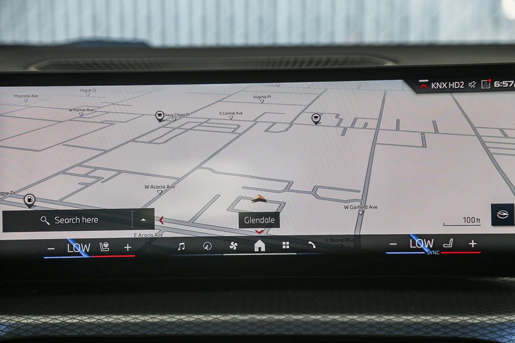 Used 2025 BMW M340i Sedan RWD image 11