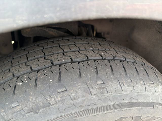 Used 2019 Ford Expedition XLT w/ Equipment Group 202A image 5