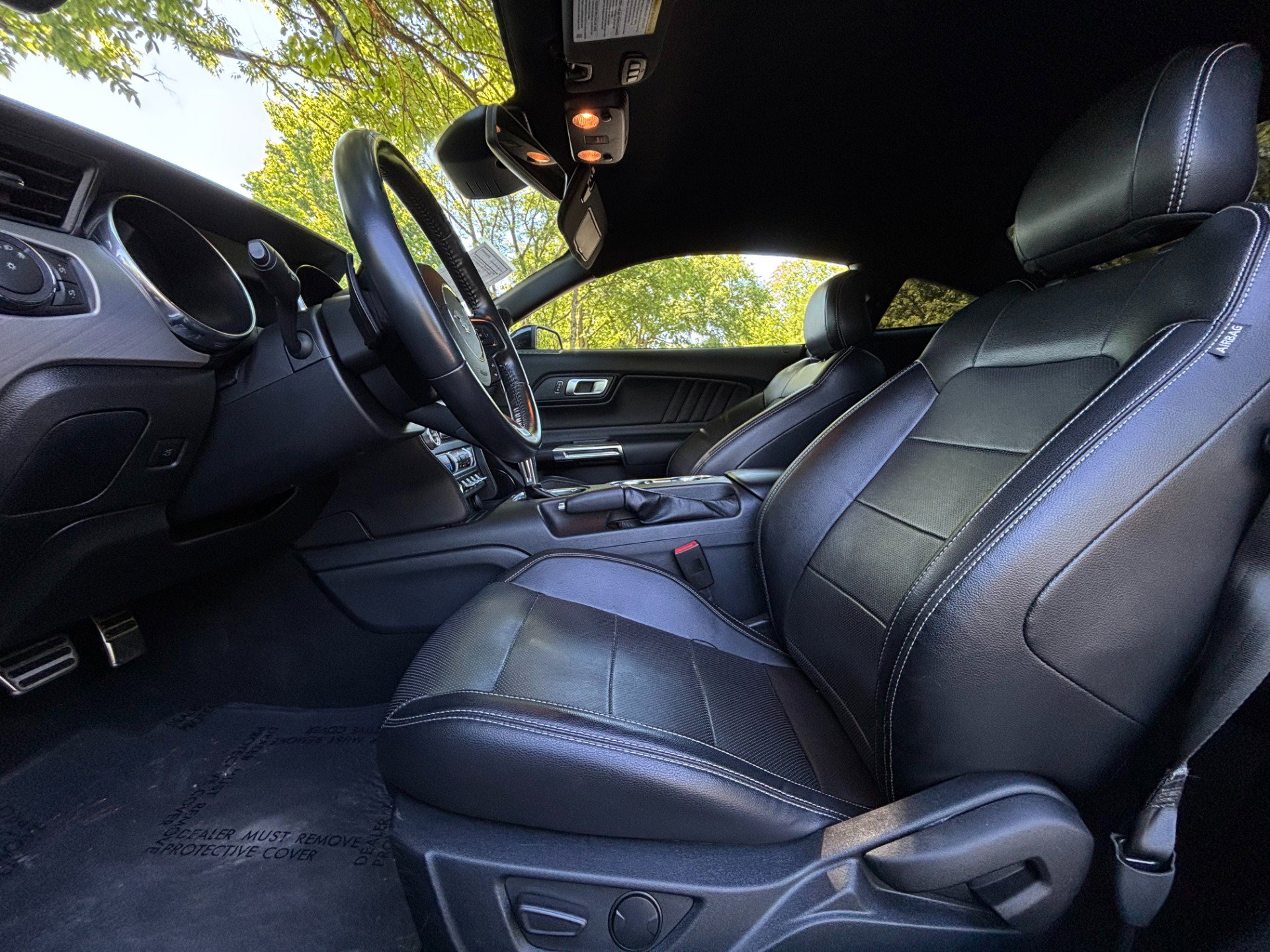 Used 2021 Ford Mustang GT Premium w/ Black Accent Package RWD image 9