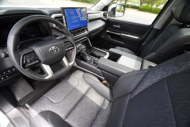 Used 2024 Toyota Sequoia Limited AWD/4WD image 24
