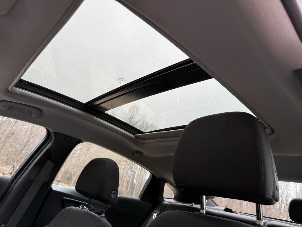 Used 2024 Chevrolet Malibu LT image 15