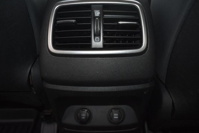 Used 2020 Kia Sorento LX image 31