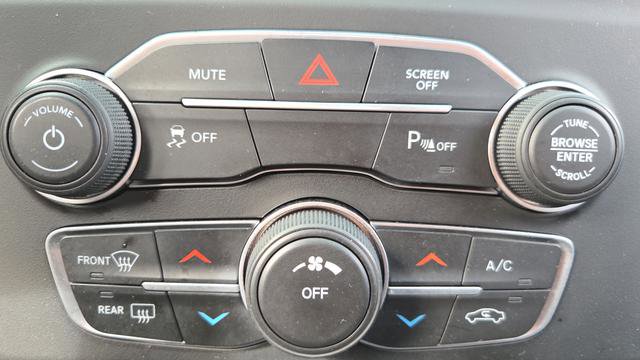 Used 2020 Dodge Charger SXT image 30