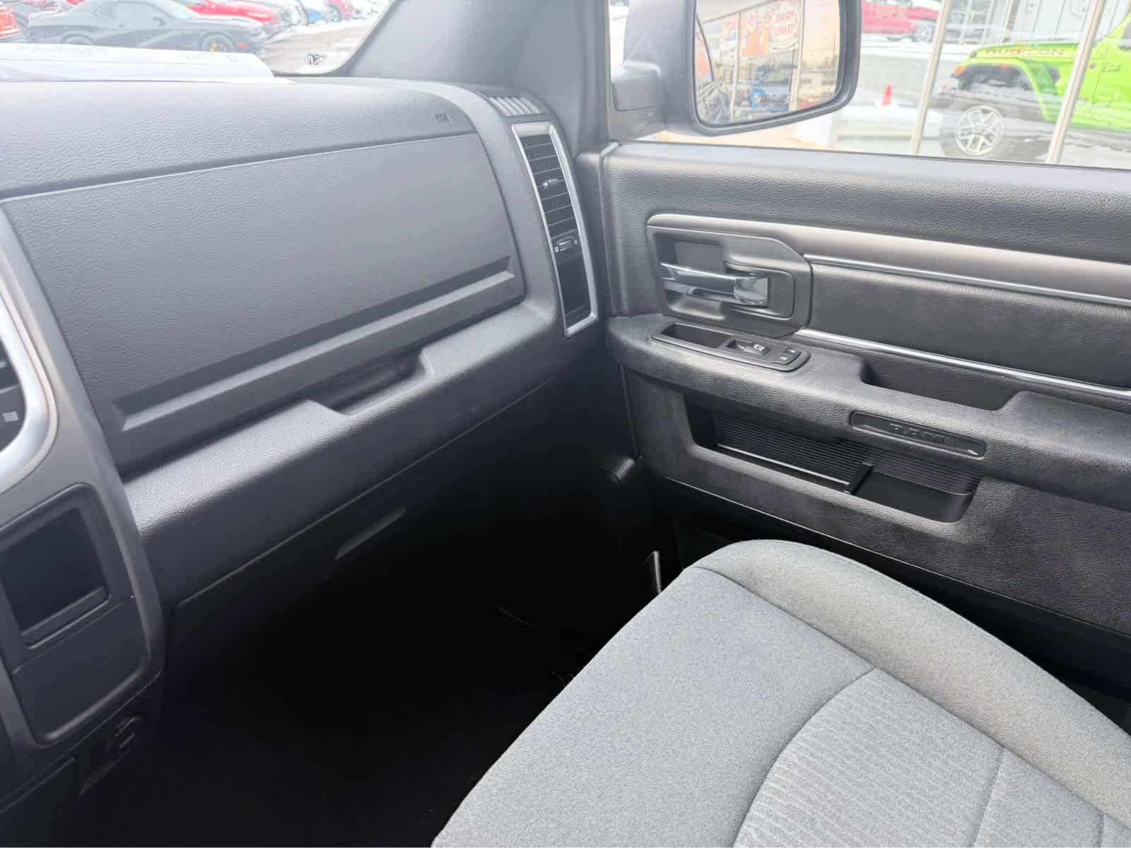 Used 2024 RAM 1500 Classic Warlock image 31