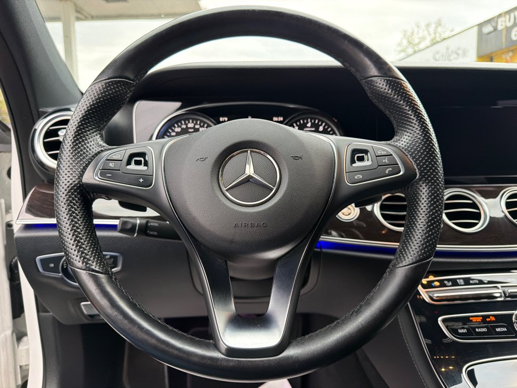 Used 2017 Mercedes-Benz E 300 4MATIC image 44