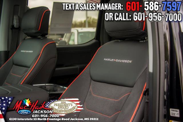 New 2026 Ford F250 Lariat w/ Black Appearance Package AWD/4WD image 14