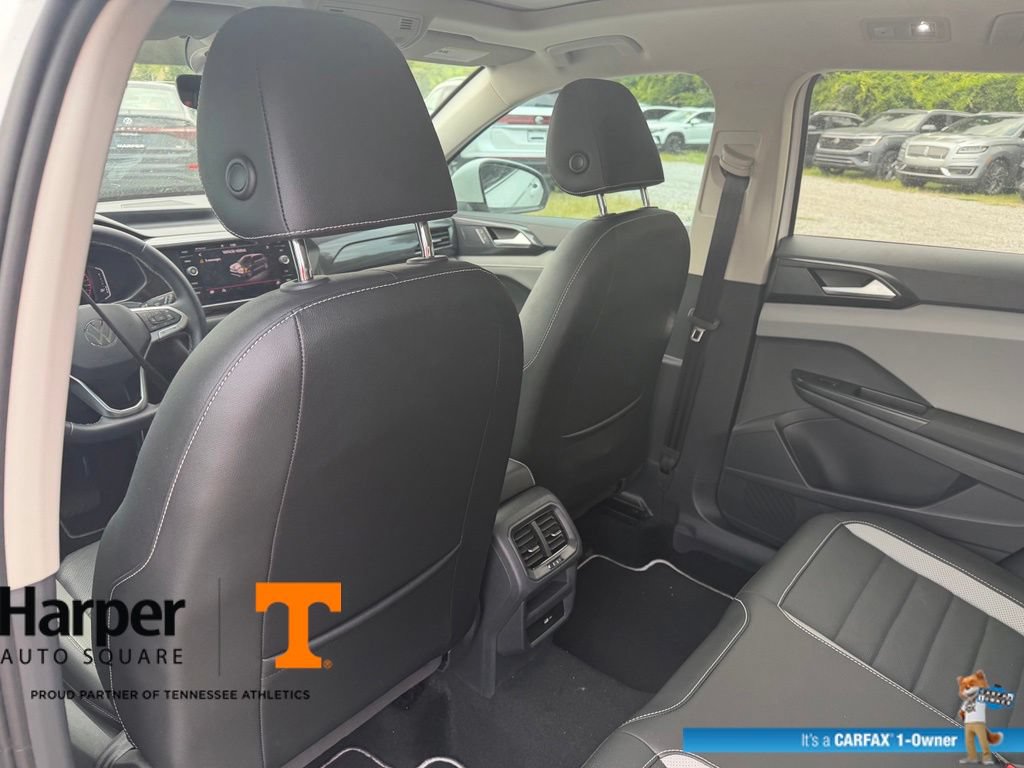 Used 2023 Volkswagen Taos SEL AWD/4WD image 11