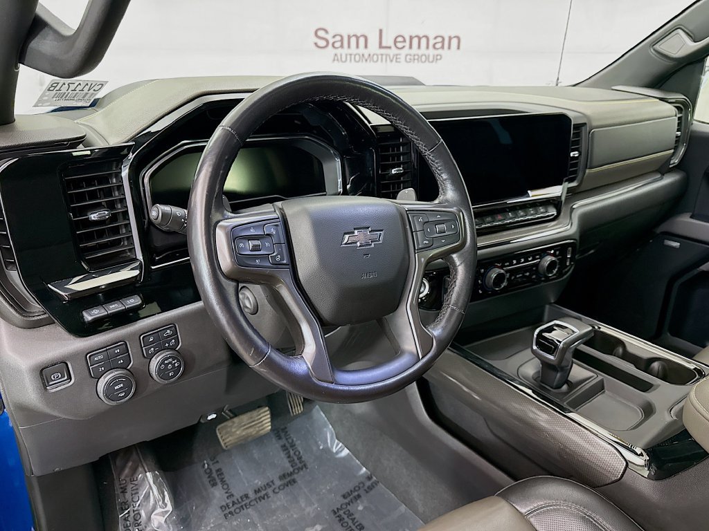 Used 2022 Chevrolet Silverado 1500 ZR2 w/ Technology Package AWD/4WD image 9