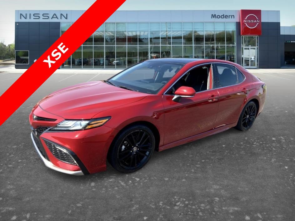Used 2024 Toyota Camry XSE FWD image 1