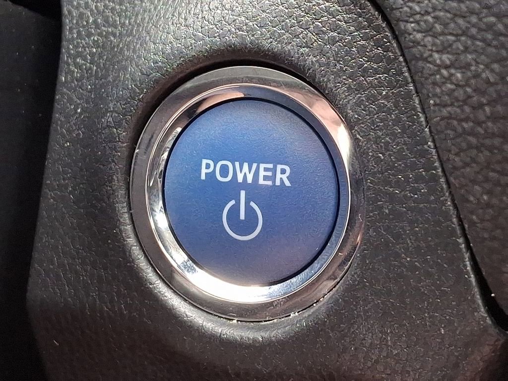 Used 2021 Toyota RAV4 XLE w/ Convenience Package AWD/4WD image 24