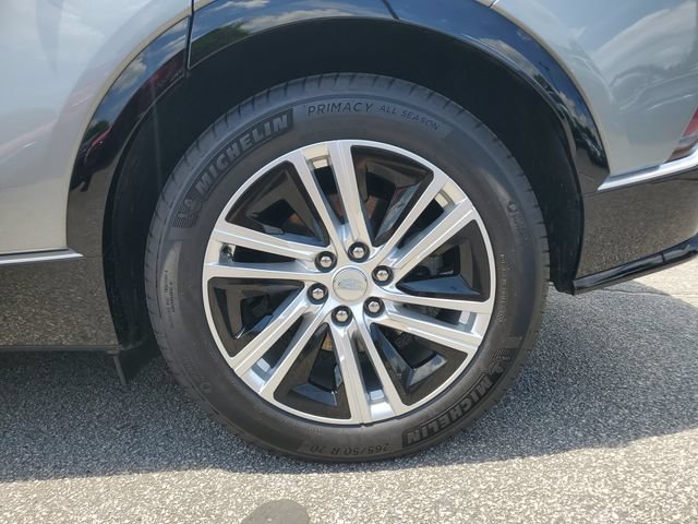Used 2024 Cadillac Lyriq Tech AWD/4WD image 12