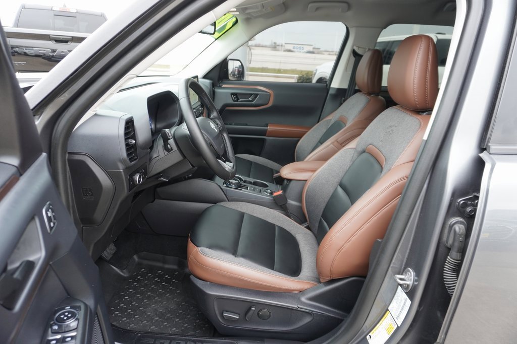 Used 2024 Ford Bronco Sport Outer Banks w/ Tech Package image 7