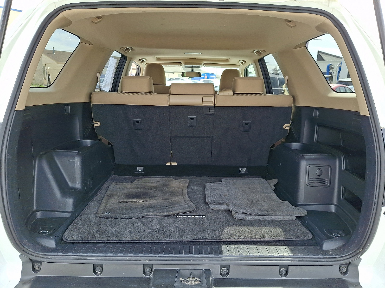 Used 2010 Toyota 4Runner SR5 image 32