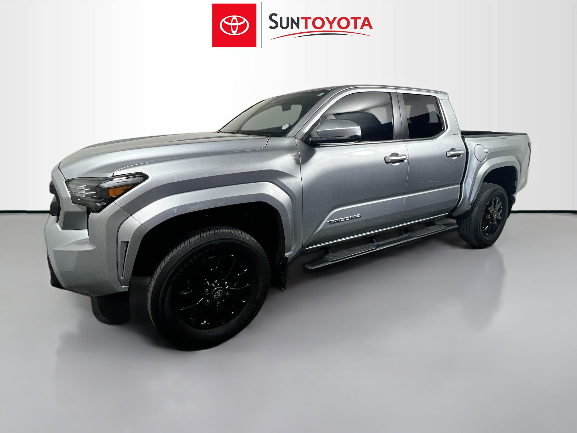 Used 2024 Toyota Tacoma SR5 RWD image 9