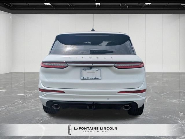 Used 2024 Lincoln Corsair AWD w/ Equipment Group 101A image 4
