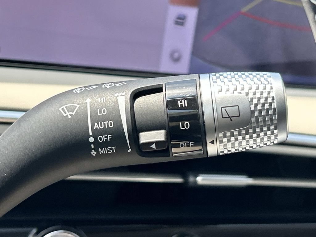 New 2027 Genesis GV70 2.5T Advanced AWD/4WD image 33