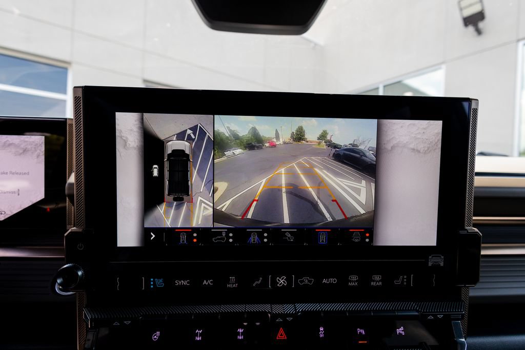 Used 2025 GMC Hummer EV 2X w/ Extreme Off-Road Package AWD/4WD image 35