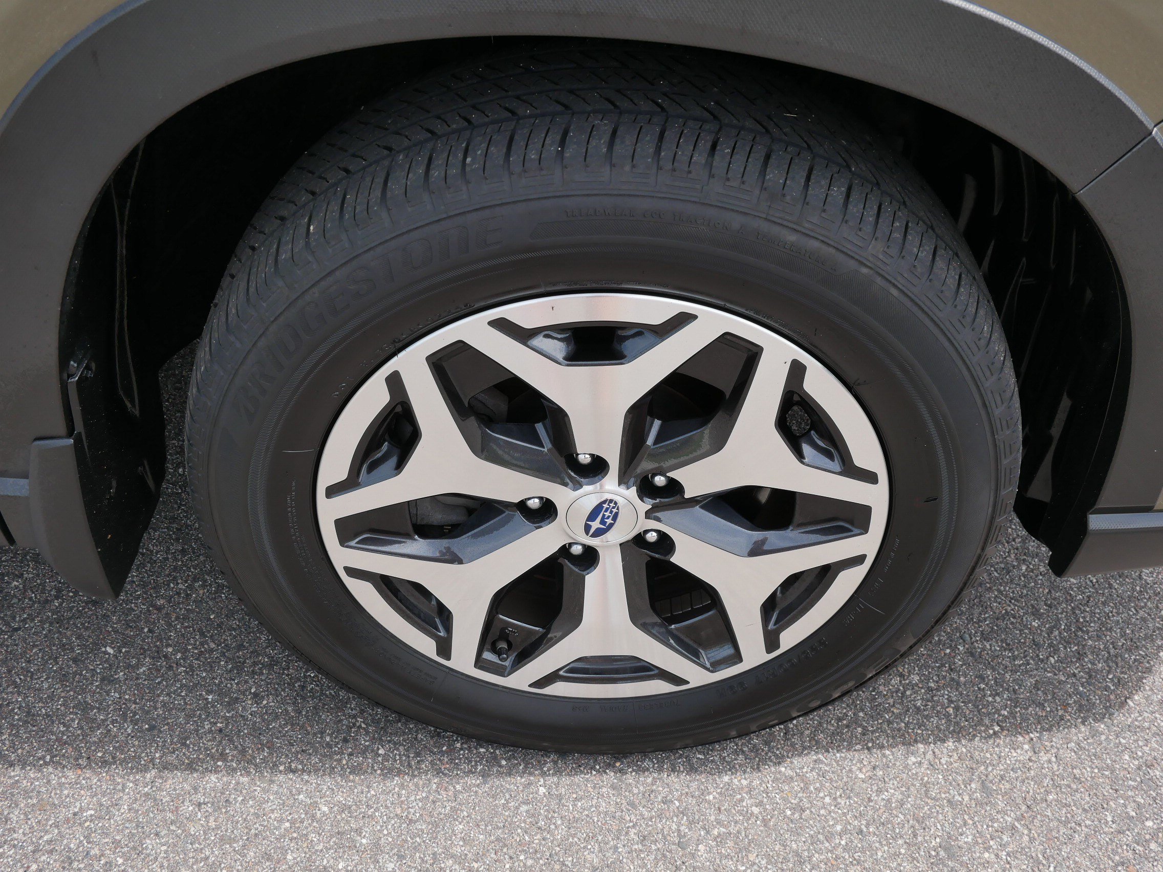 Certified 2024 Subaru Forester Premium AWD/4WD image 15
