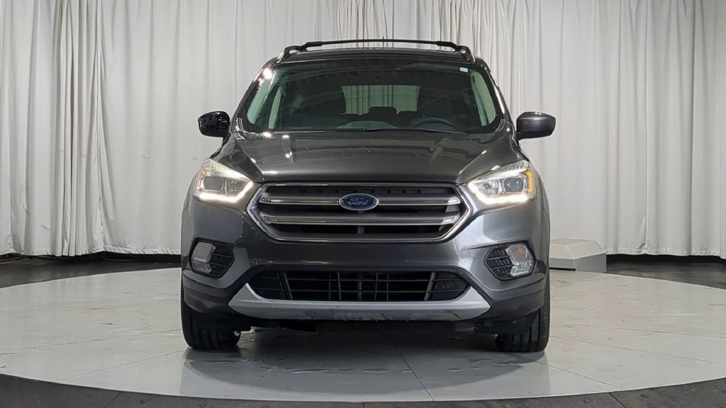 Used 2017 Ford Escape SE w/ Equipment Group 201A FWD image 4