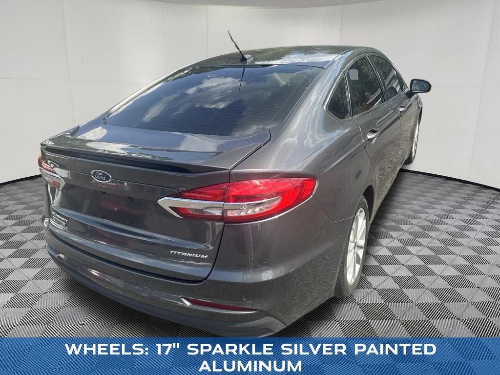 Used 2019 Ford Fusion Energi Titanium FWD image 12