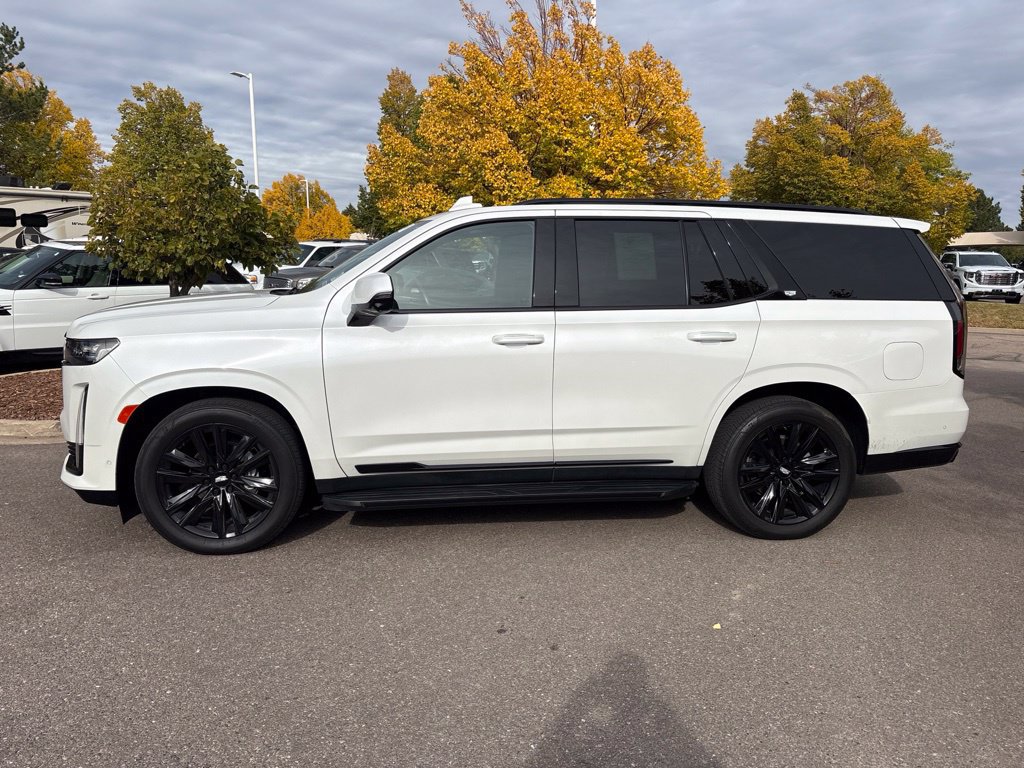 Used 2022 Cadillac Escalade Sport Platinum AWD/4WD image 2