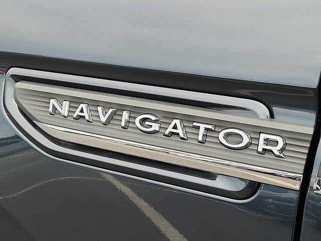 New 2024 Lincoln Navigator L Reserve AWD/4WD image 10