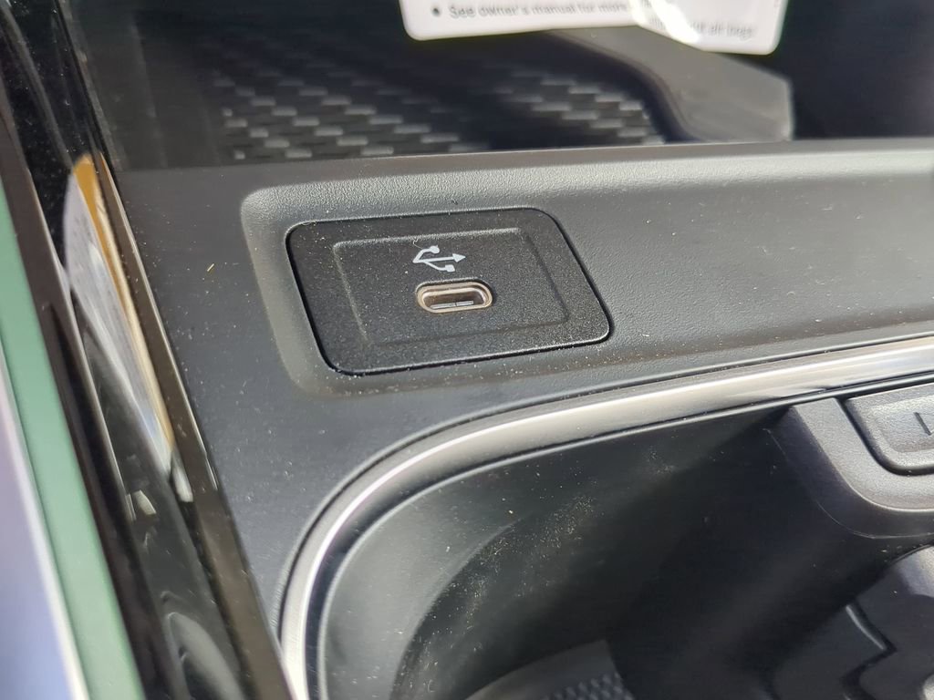 New 2025 Mercedes-Benz GLB 250 GLB 250 image 9