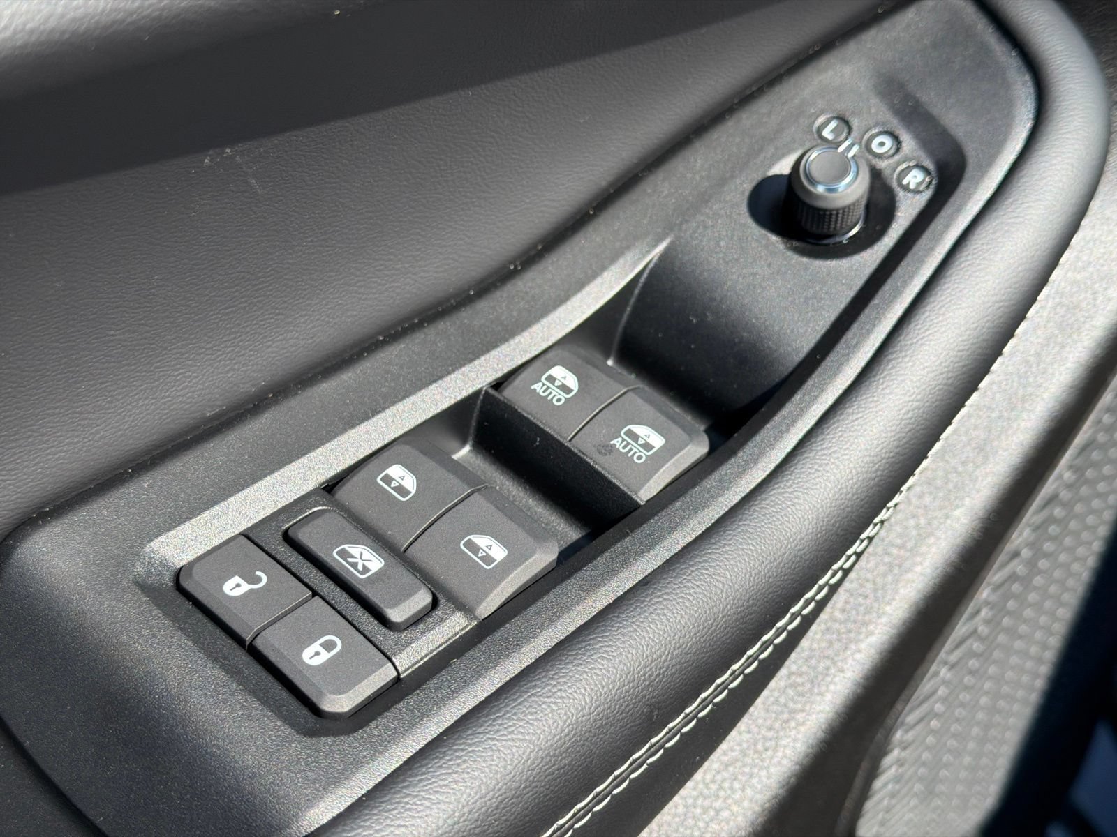 New 2026 Jeep Grand Cherokee Altitude AWD/4WD image 15