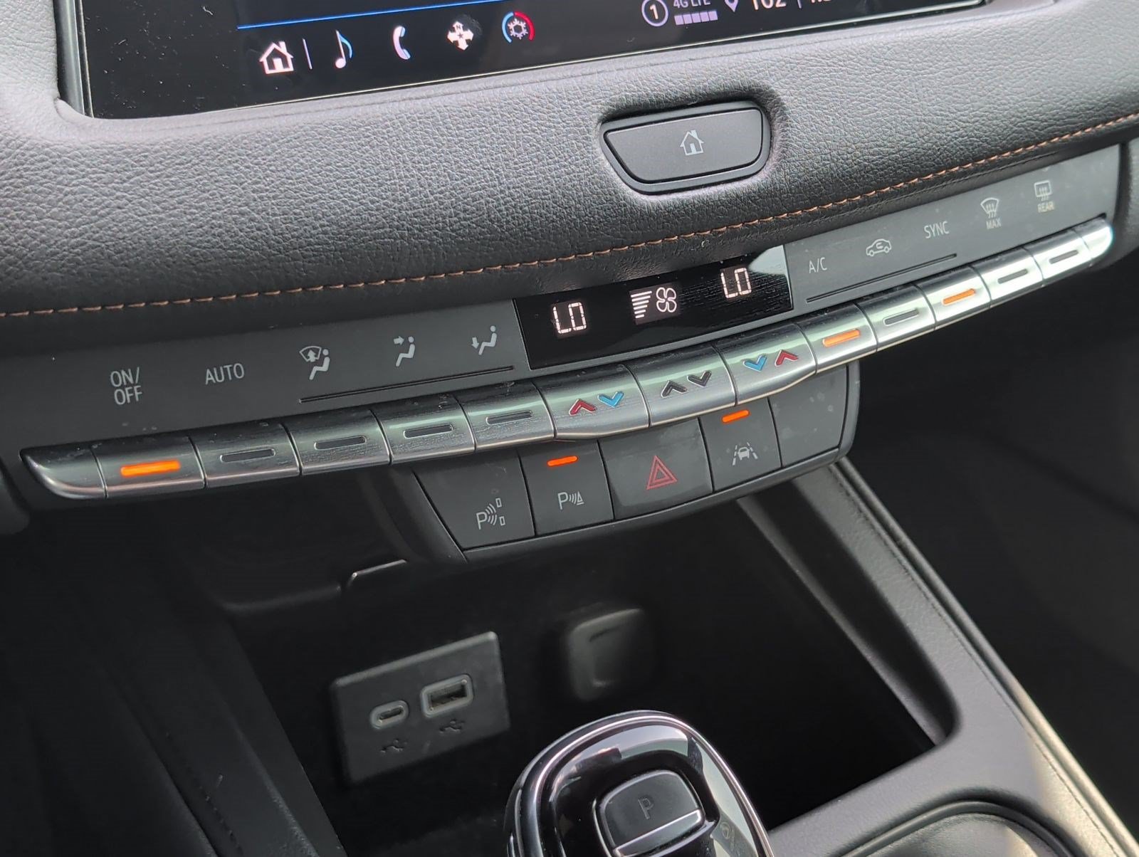 Used 2023 Cadillac XT4 Sport w/ Enhanced Visibility Package FWD image 20