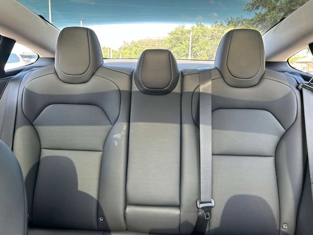 Used 2025 Tesla Model 3 RWD image 13