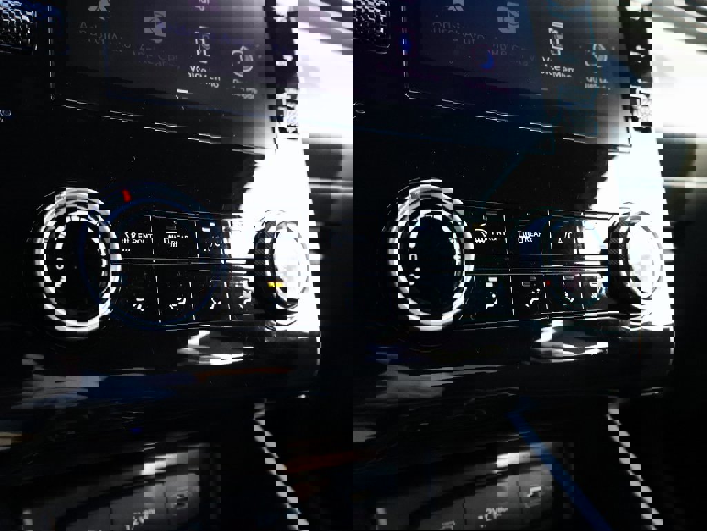 Used 2023 Hyundai Santa Cruz SEL image 36