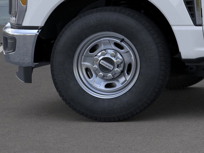 New 2025 Ford F250 XL w/ XL Chrome Package image 19