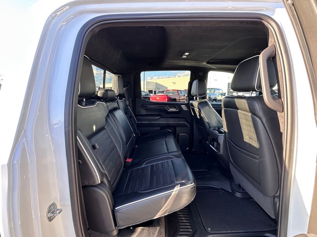 Used 2022 GMC Sierra 1500 AT4X image 14