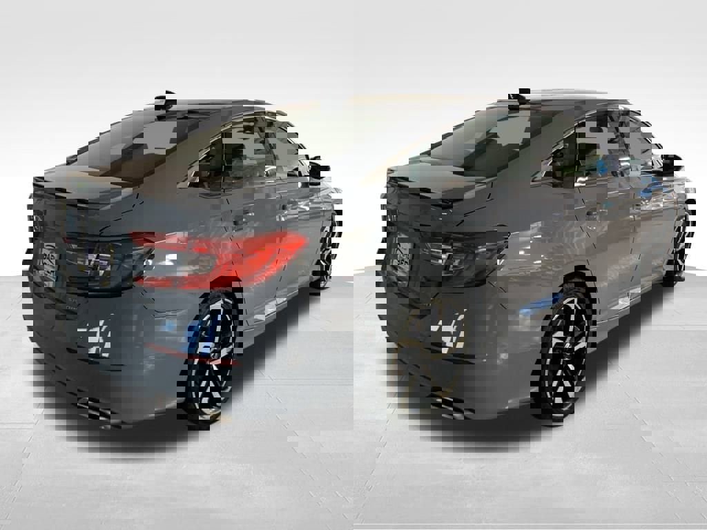 Used 2022 Honda Accord Sport image 5