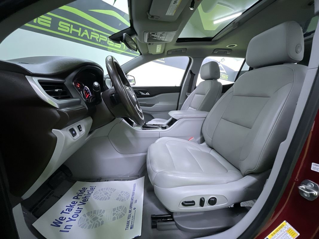 Used 2019 GMC Acadia SLT w/ LPO, Cargo Package image 17