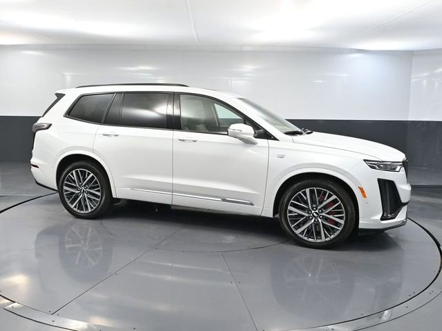 Used 2024 Cadillac XT6 Sport w/ Platinum Package video 3