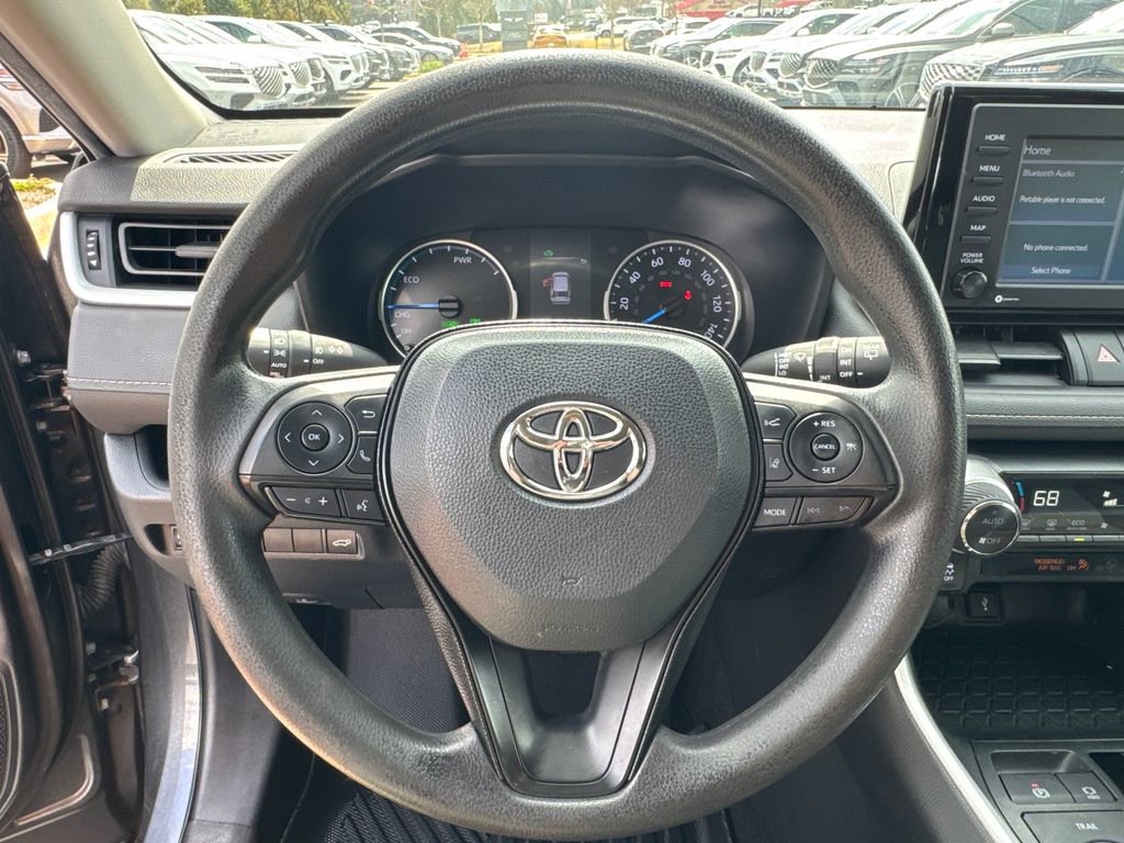 Used 2020 Toyota RAV4 XLE w/ Convenience Package AWD/4WD image 22