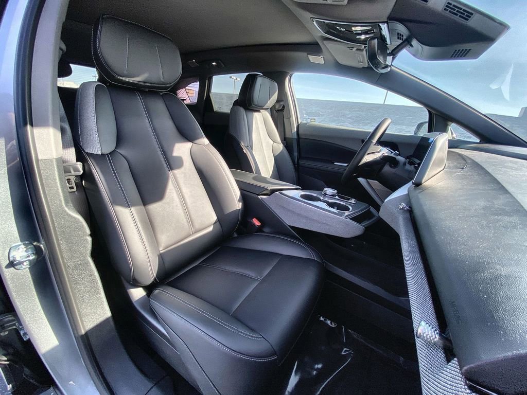 Used 2026 Cadillac Optiq Luxury 1 RWD image 27