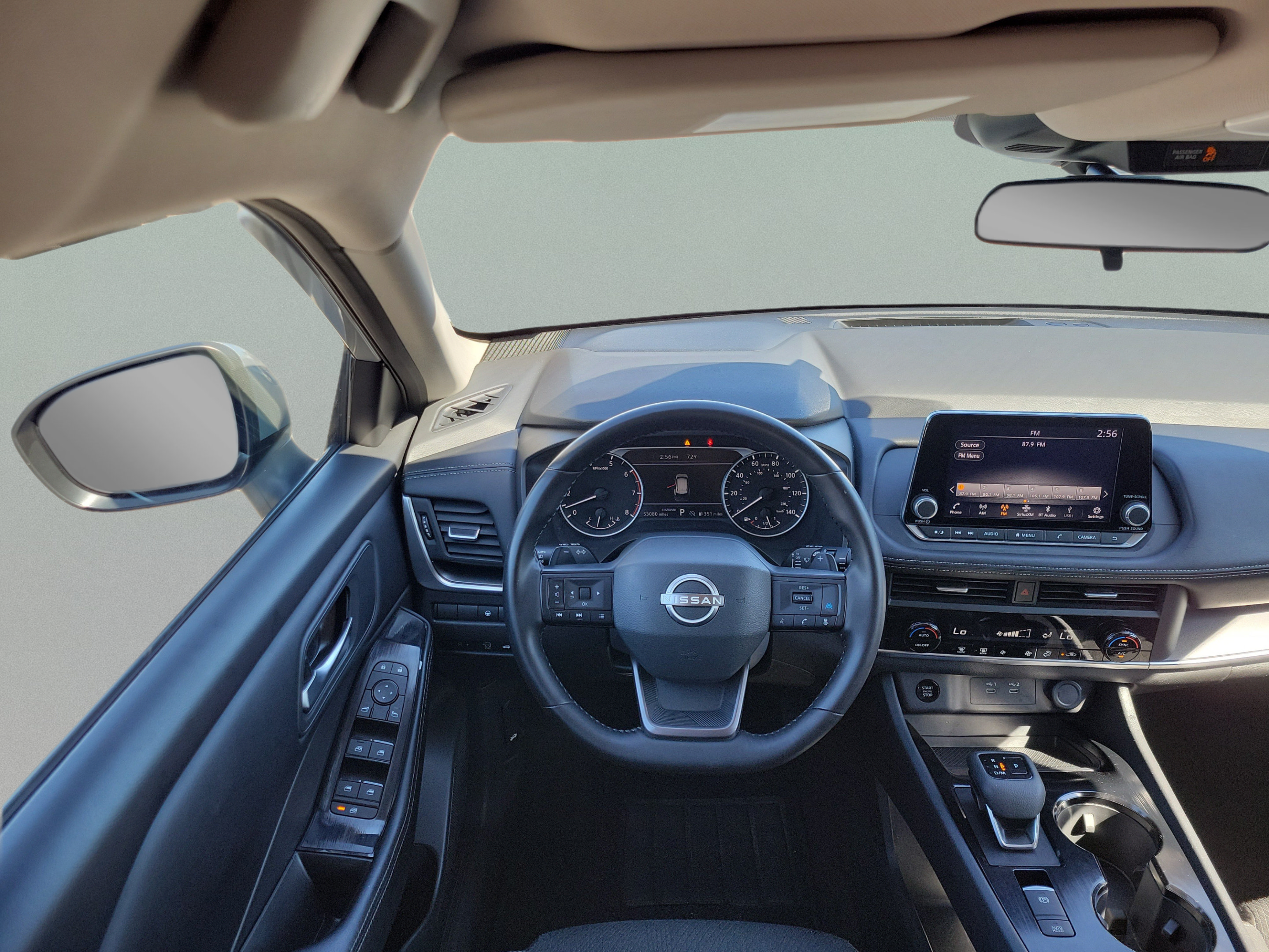 Used 2025 Nissan Rogue SV FWD image 7